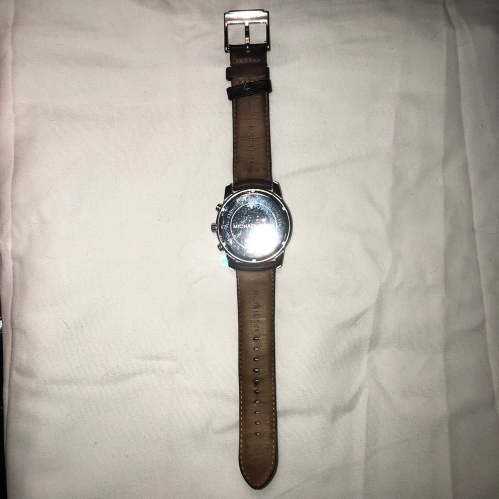 Michael Kors watch, chronograph style-leather band - Picture 5 of 8